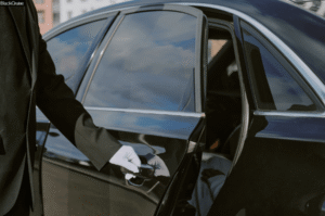 How to Arrange Airport Transportation for Business Executives